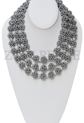 grey-pearl-zuri-perle-handmade-necklace.jpg